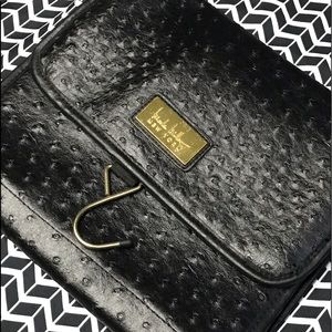 Nicole Miller - Trifold, Makeup / Toiletry Bag